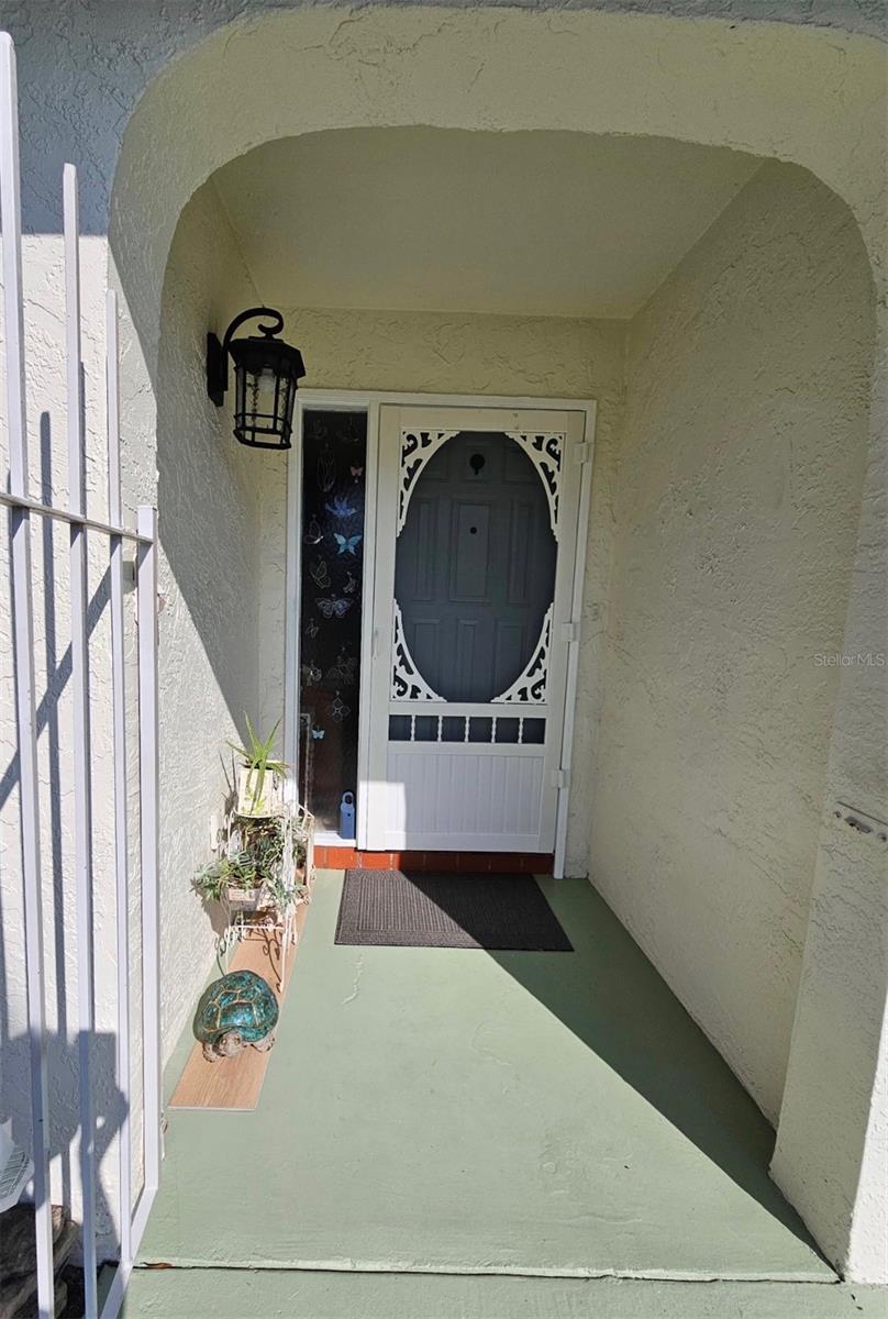 listing main picture