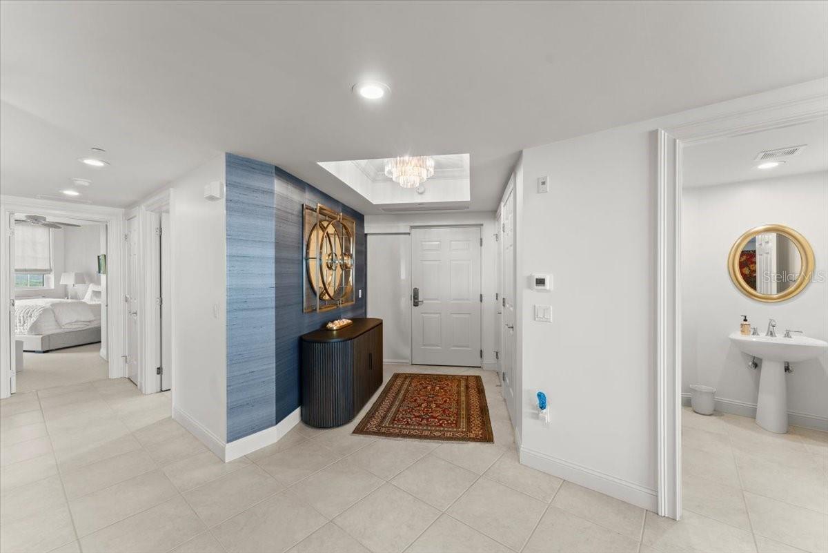 listing main picture