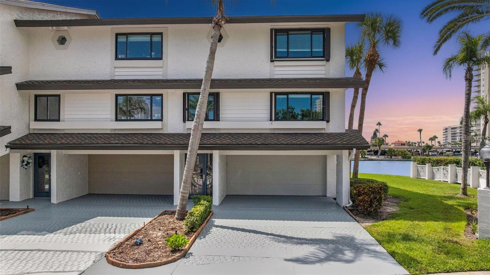 listing main picture