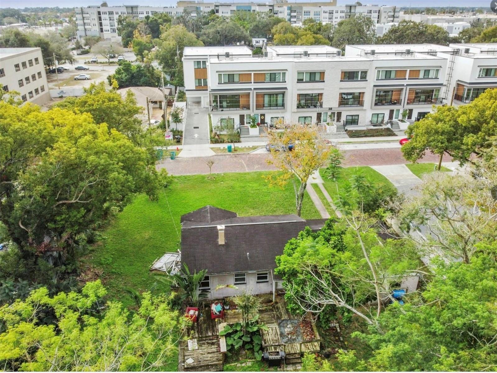 listing main picture