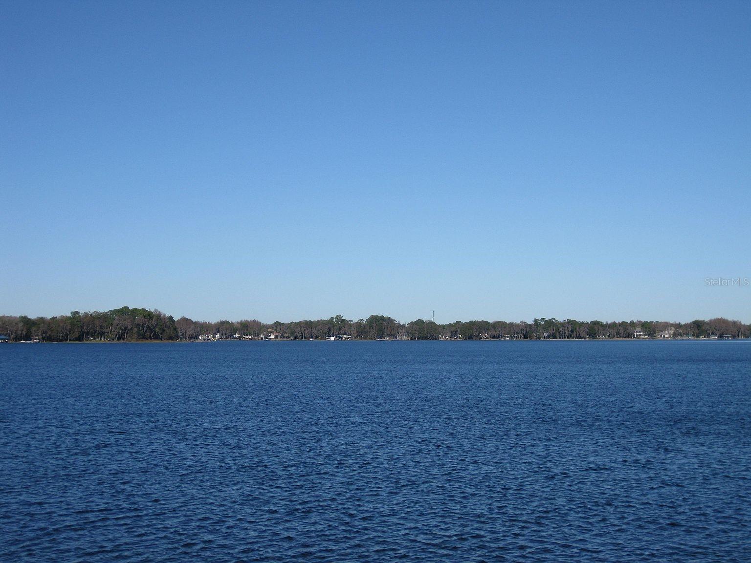 listing main picture