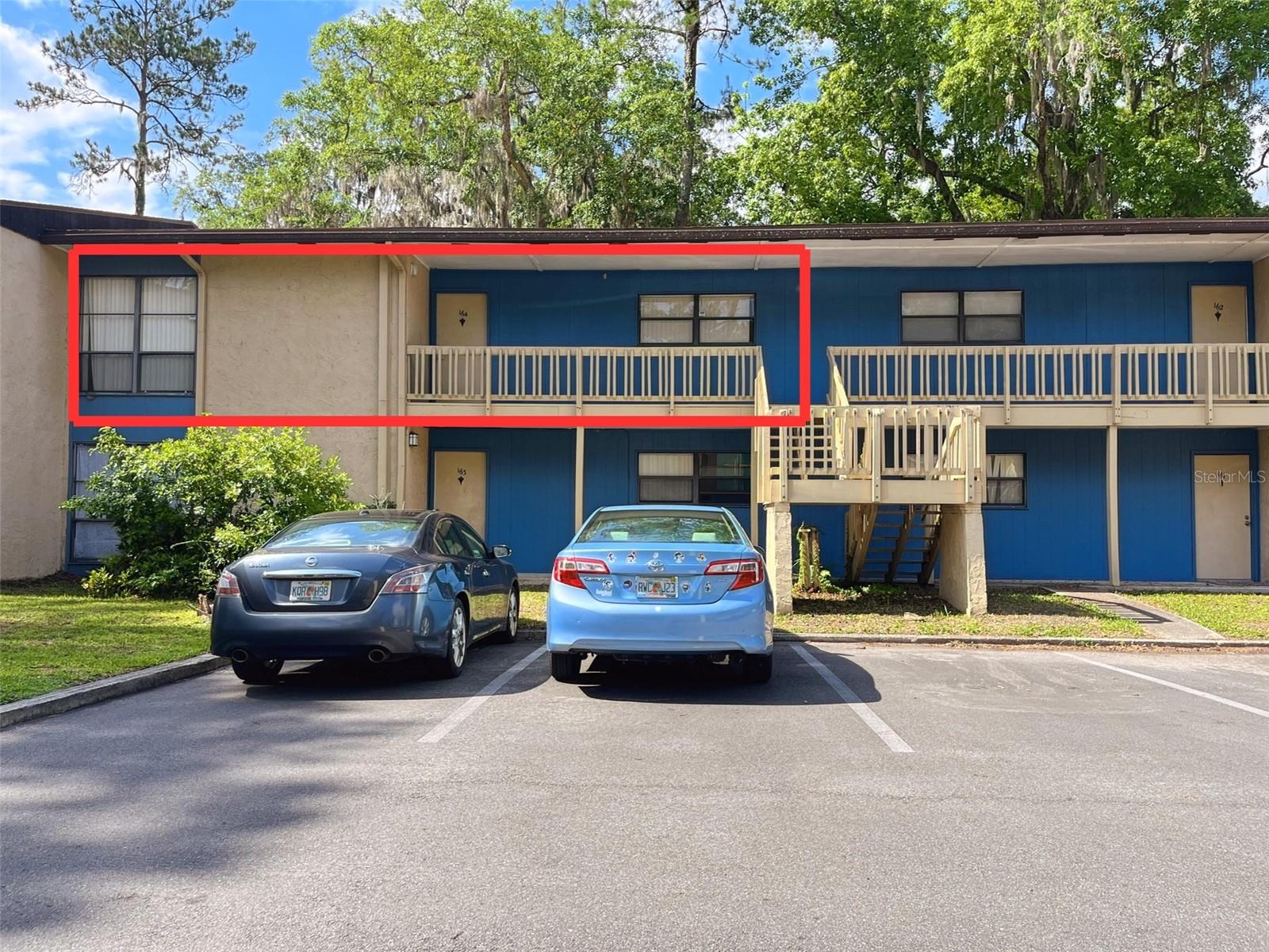 listing main picture