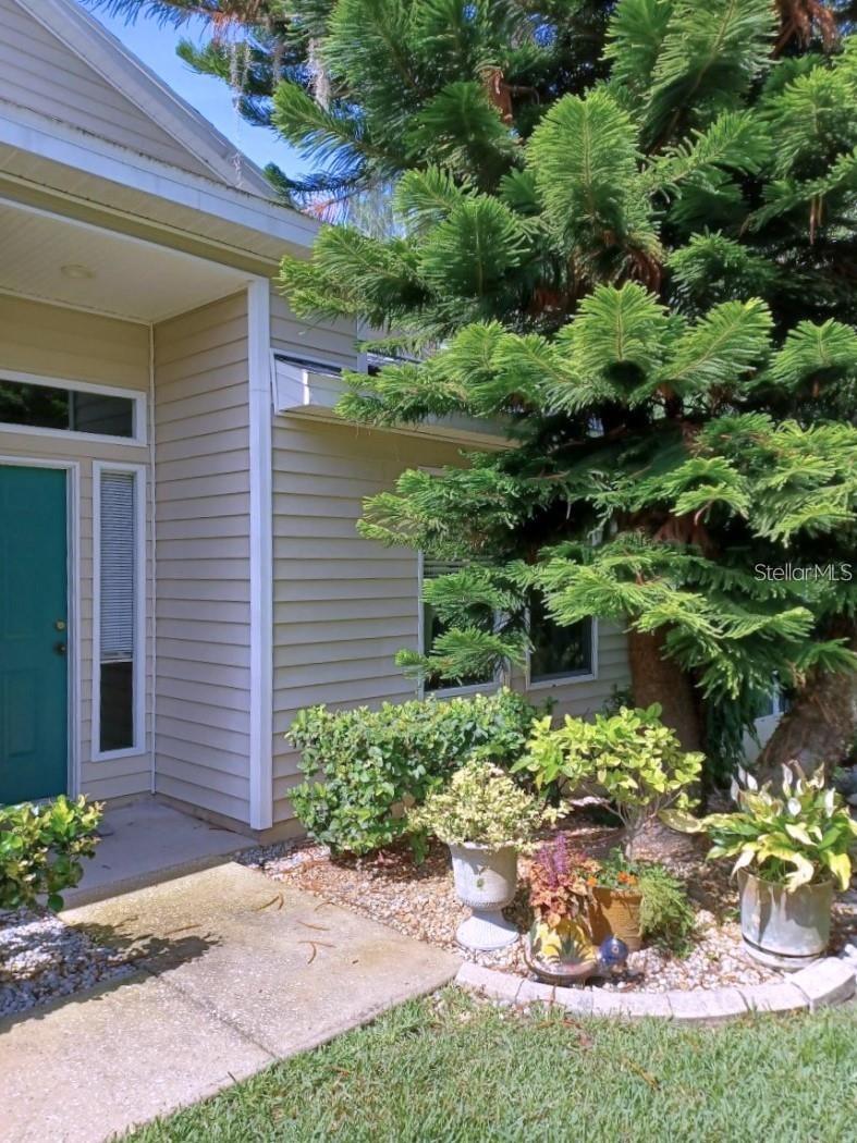 listing main picture