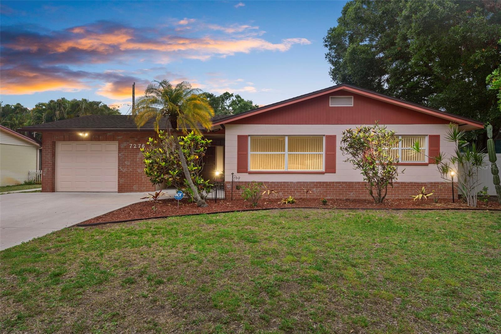 listing main picture