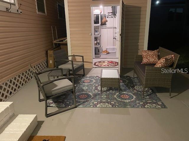 listing main picture