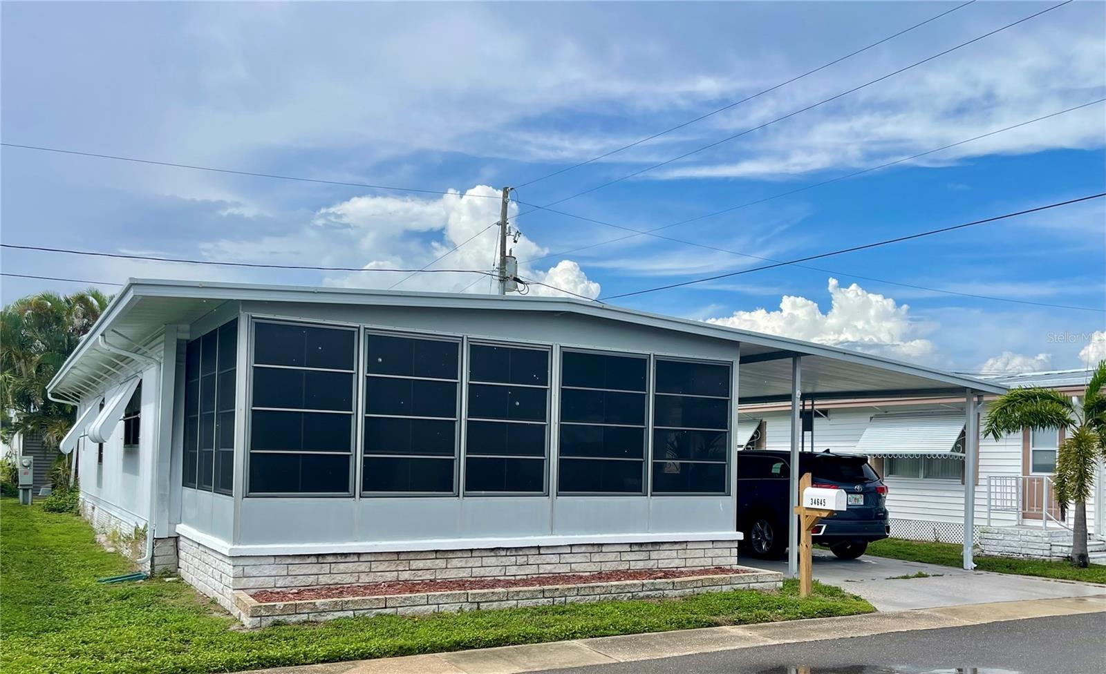 listing main picture