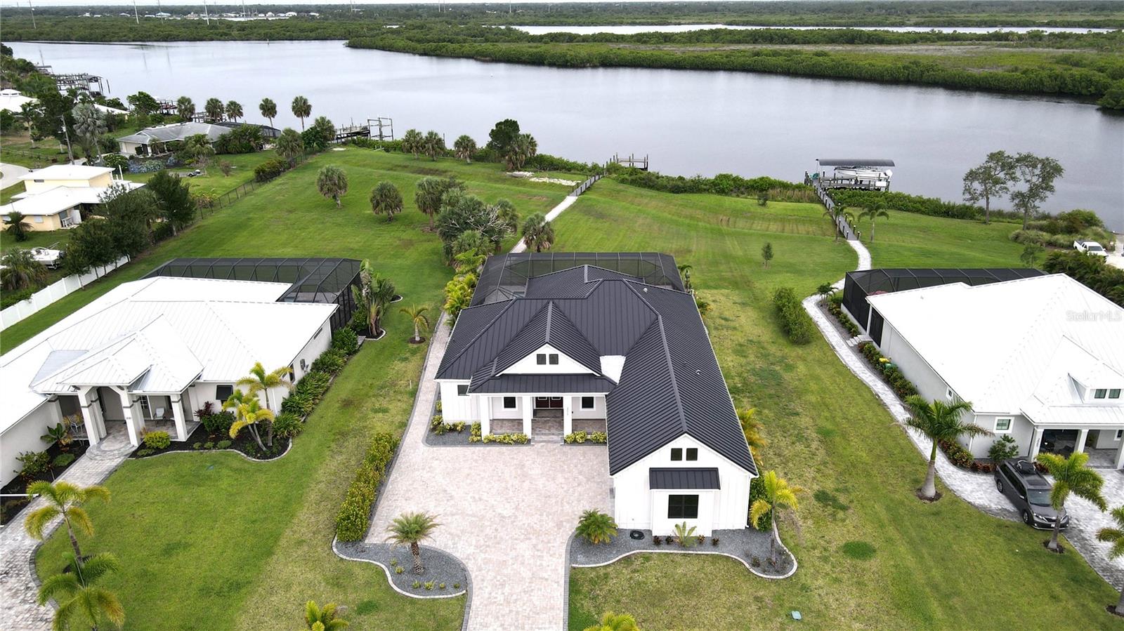 listing main picture