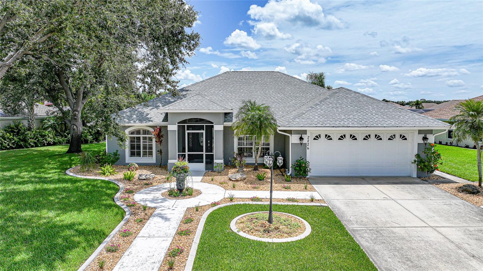 listing main picture