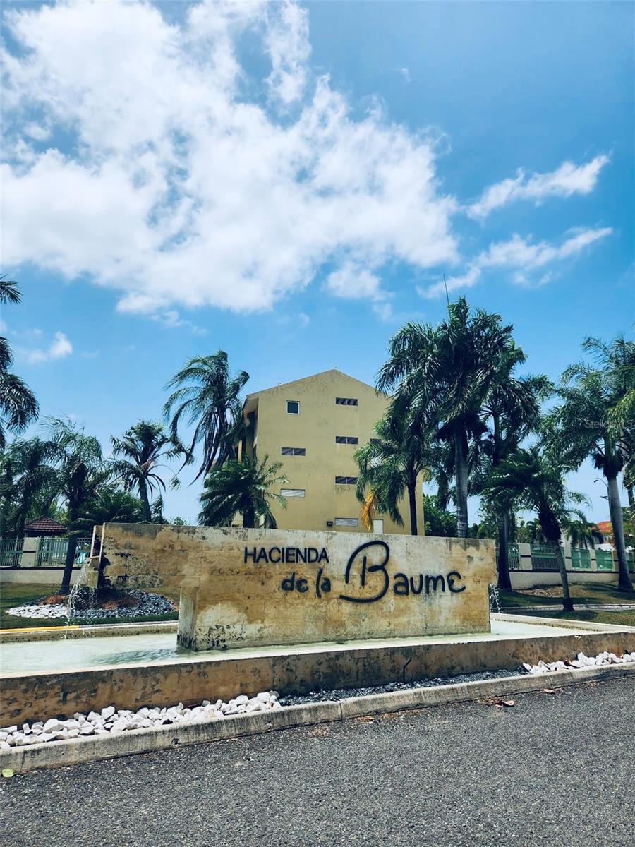 listing main picture