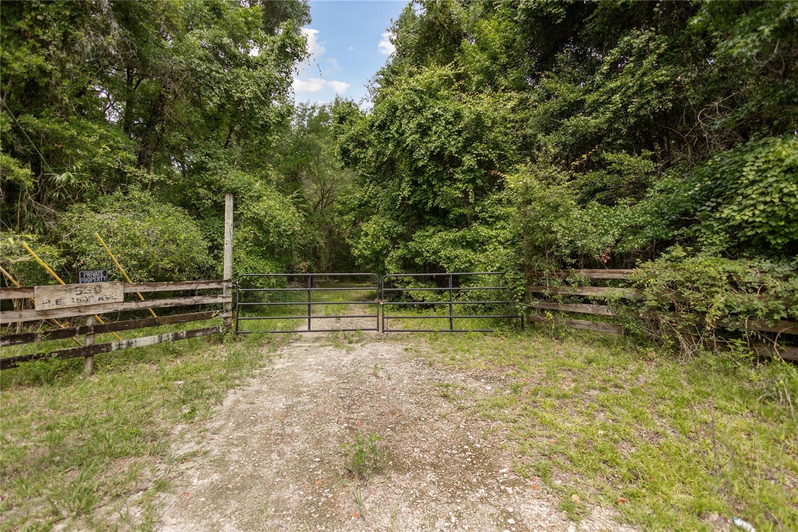 listing main picture