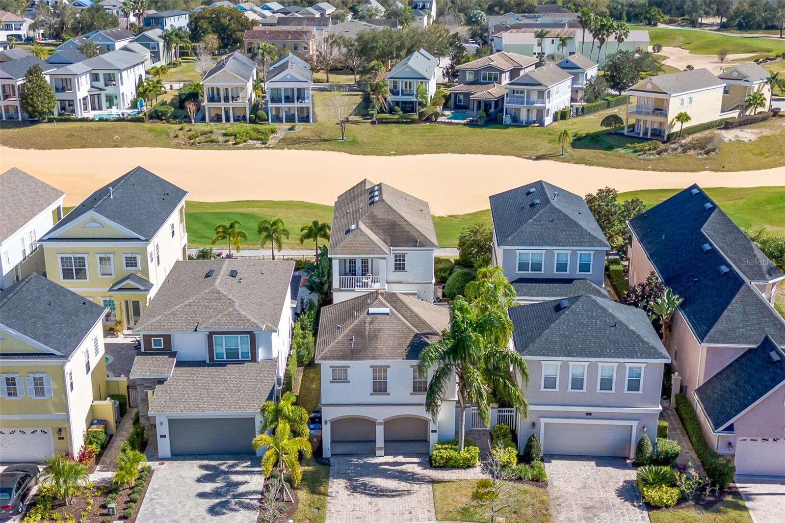 listing main picture