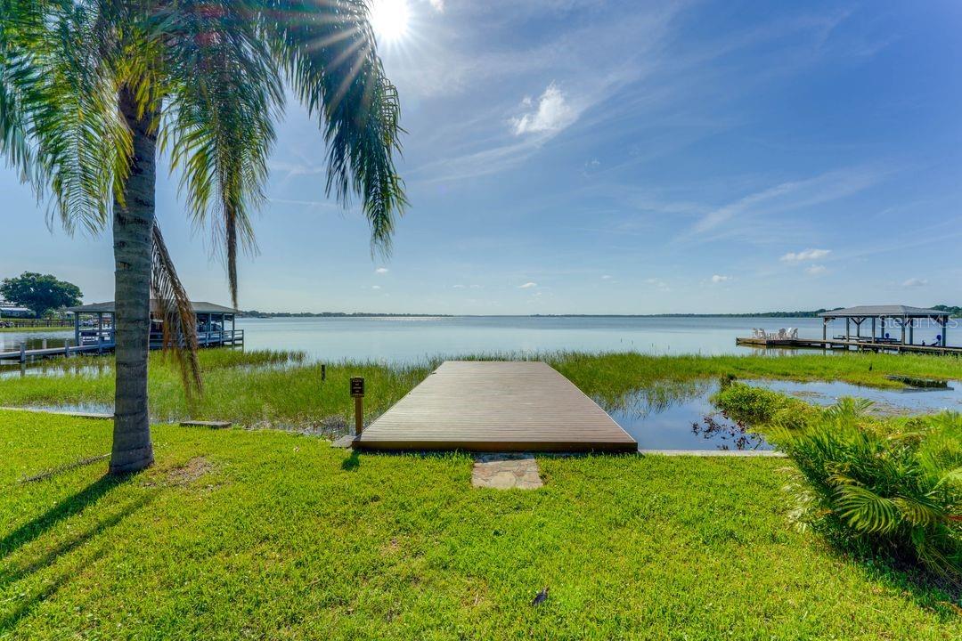 listing main picture