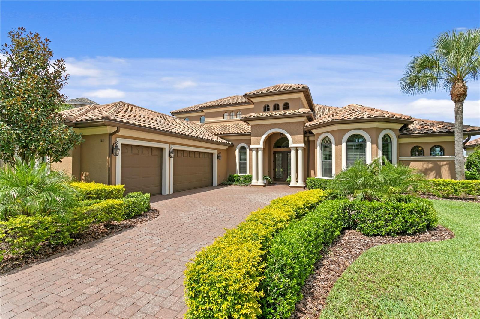 listing main picture