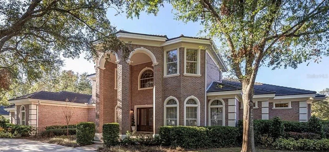 listing main picture