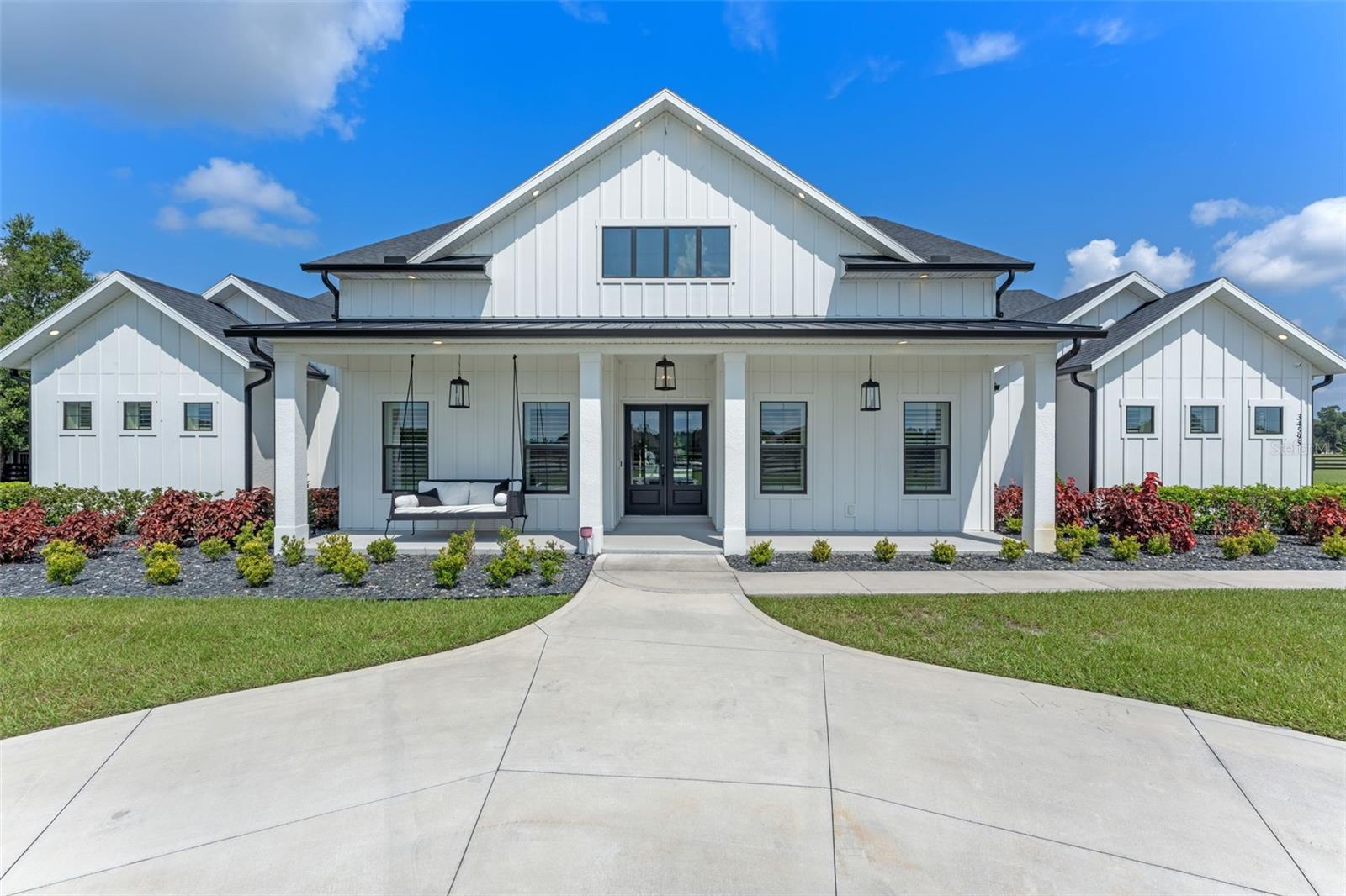 listing main picture