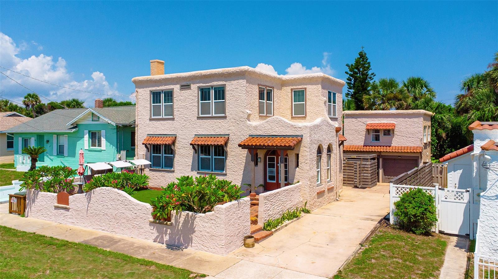 listing main picture