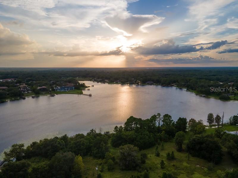 listing main picture