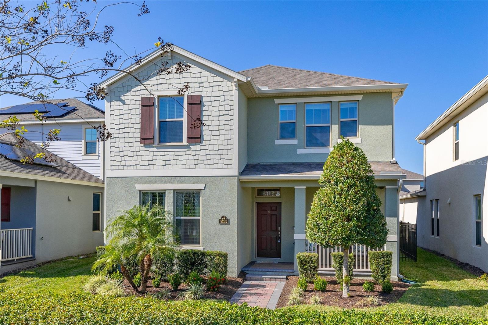 listing main picture