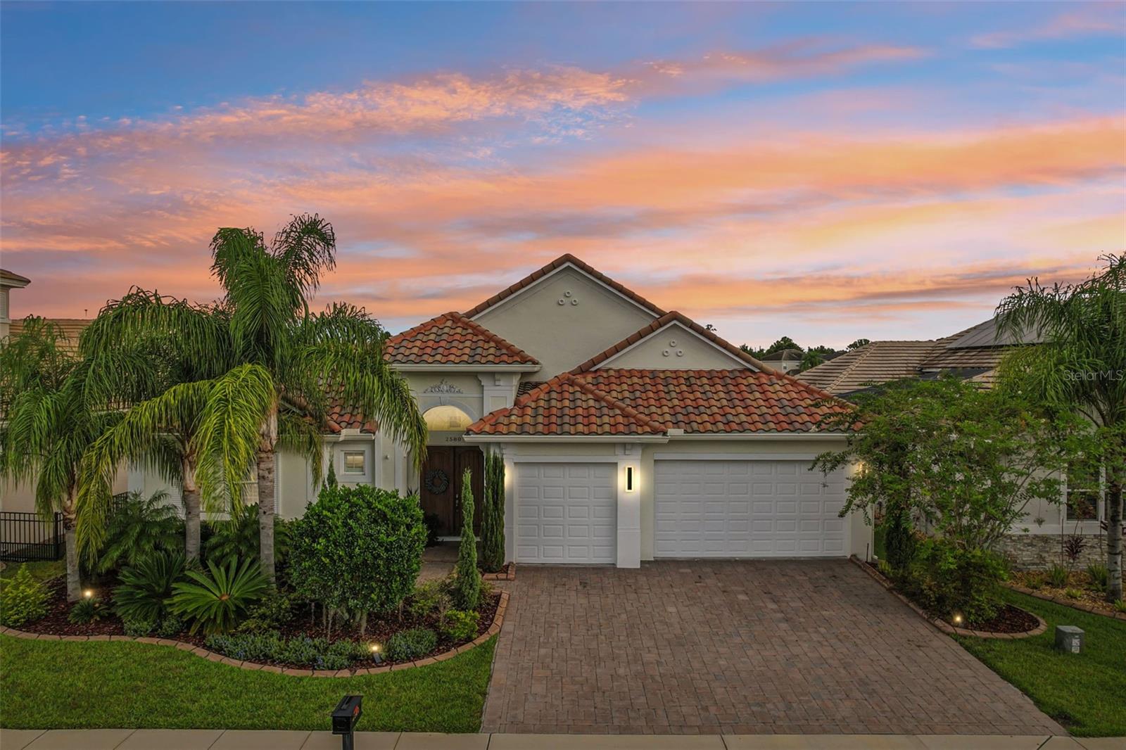 listing main picture