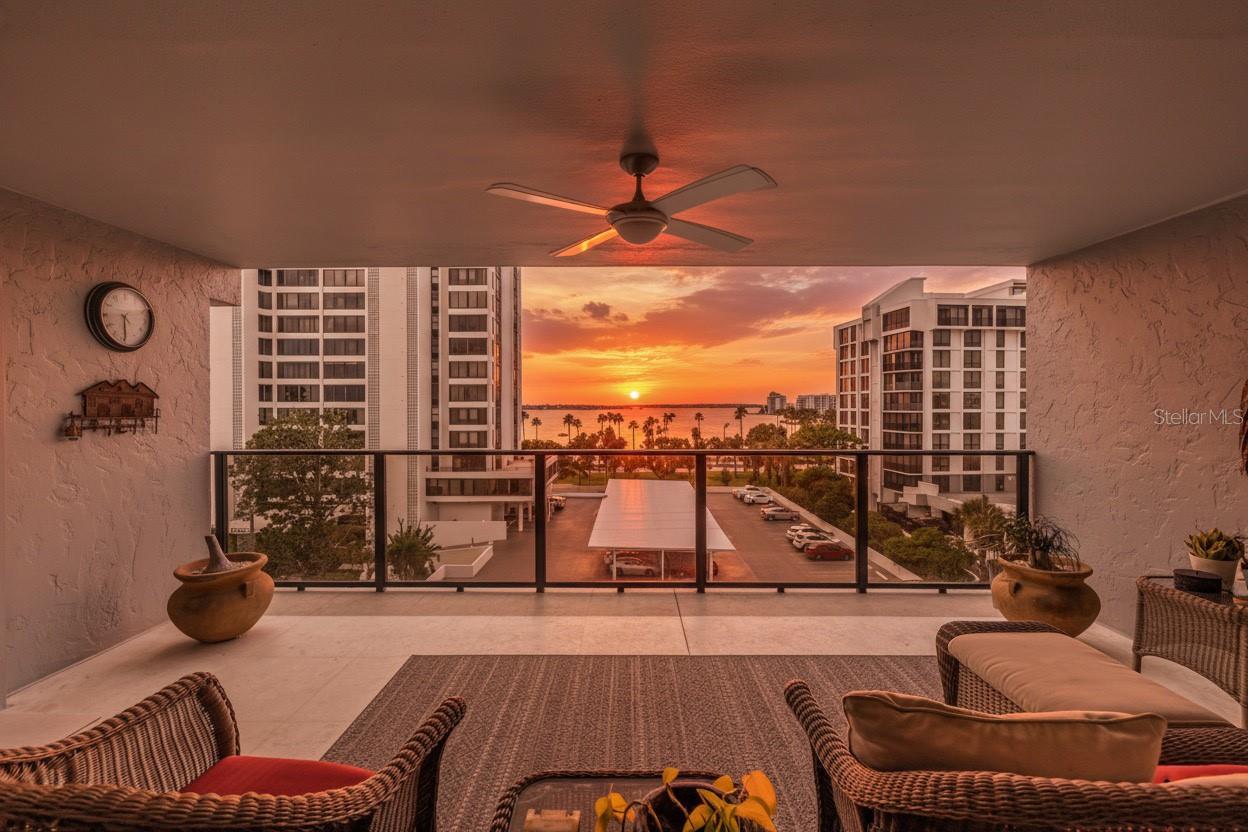 listing main picture