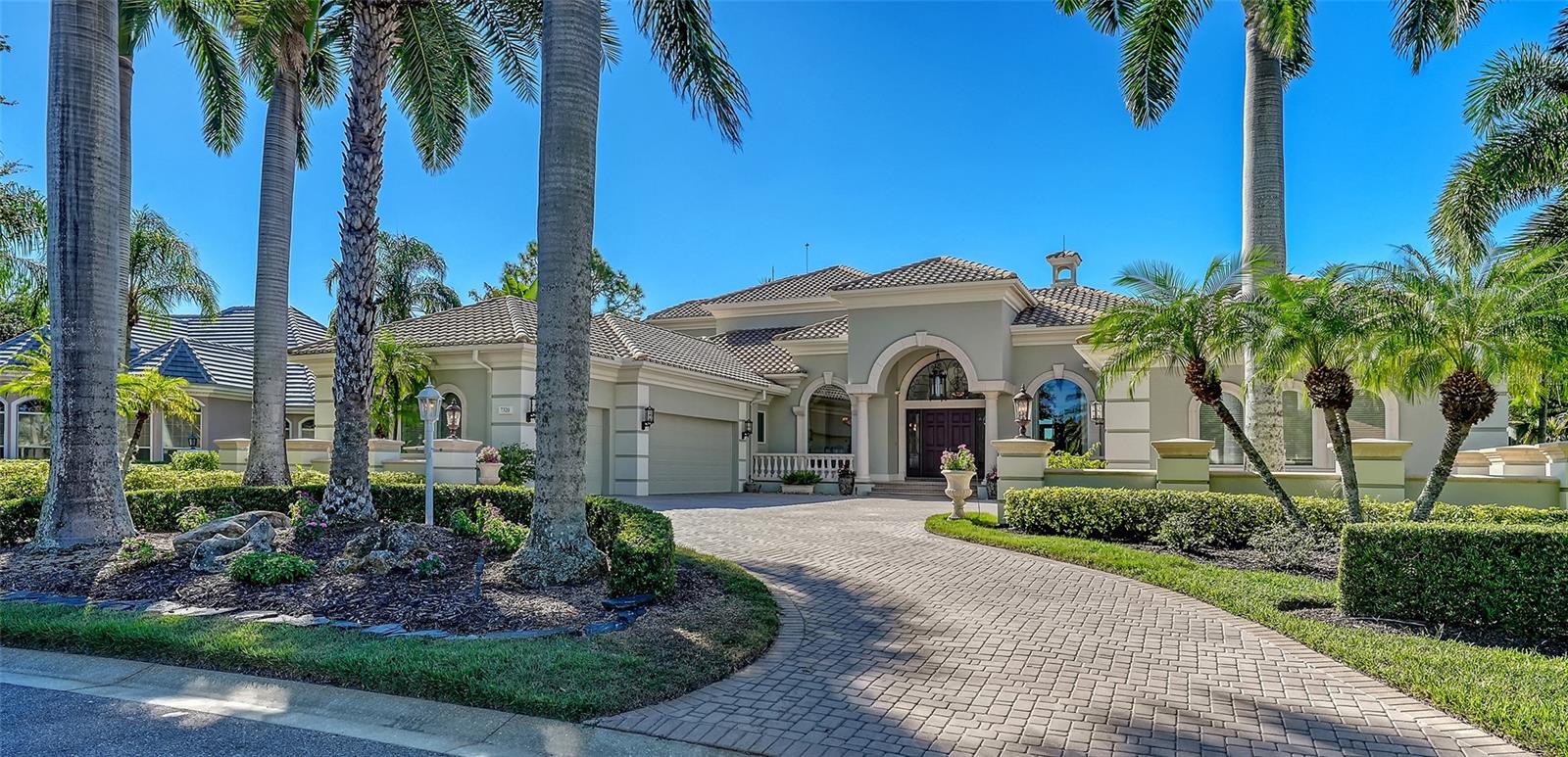 listing main picture