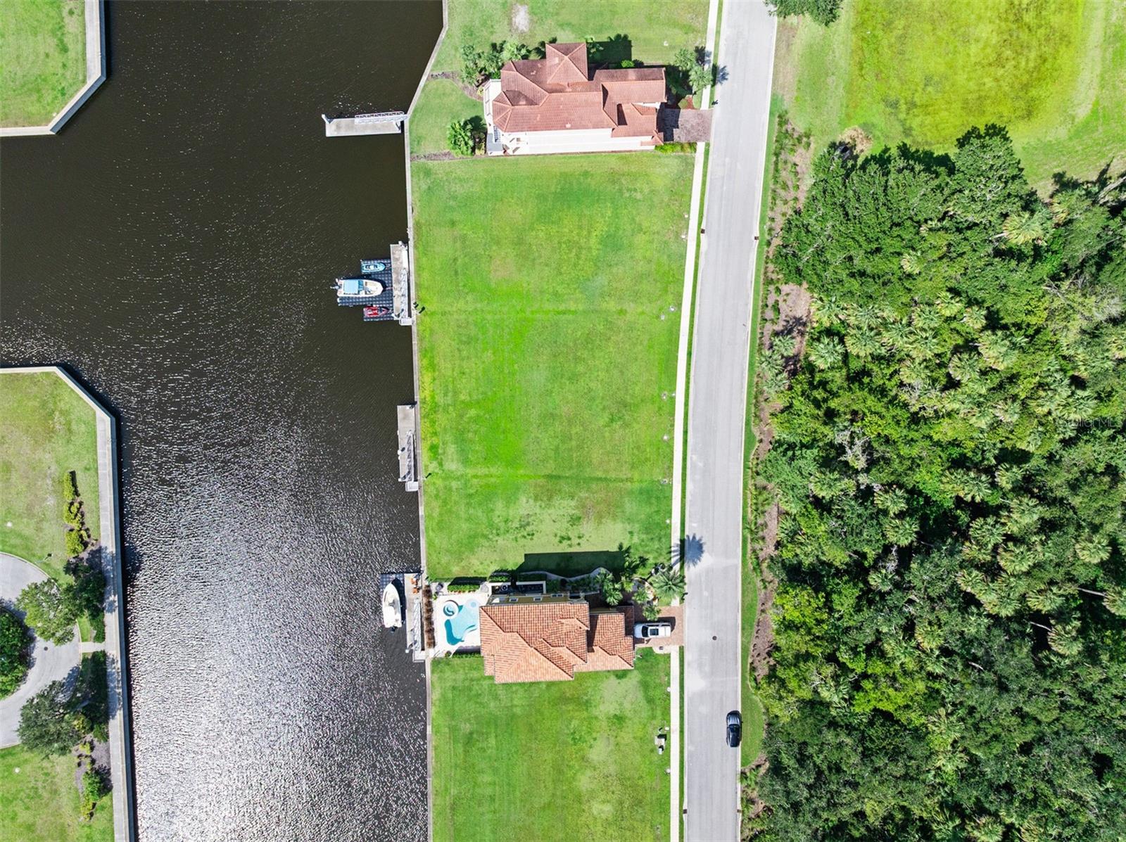 listing main picture