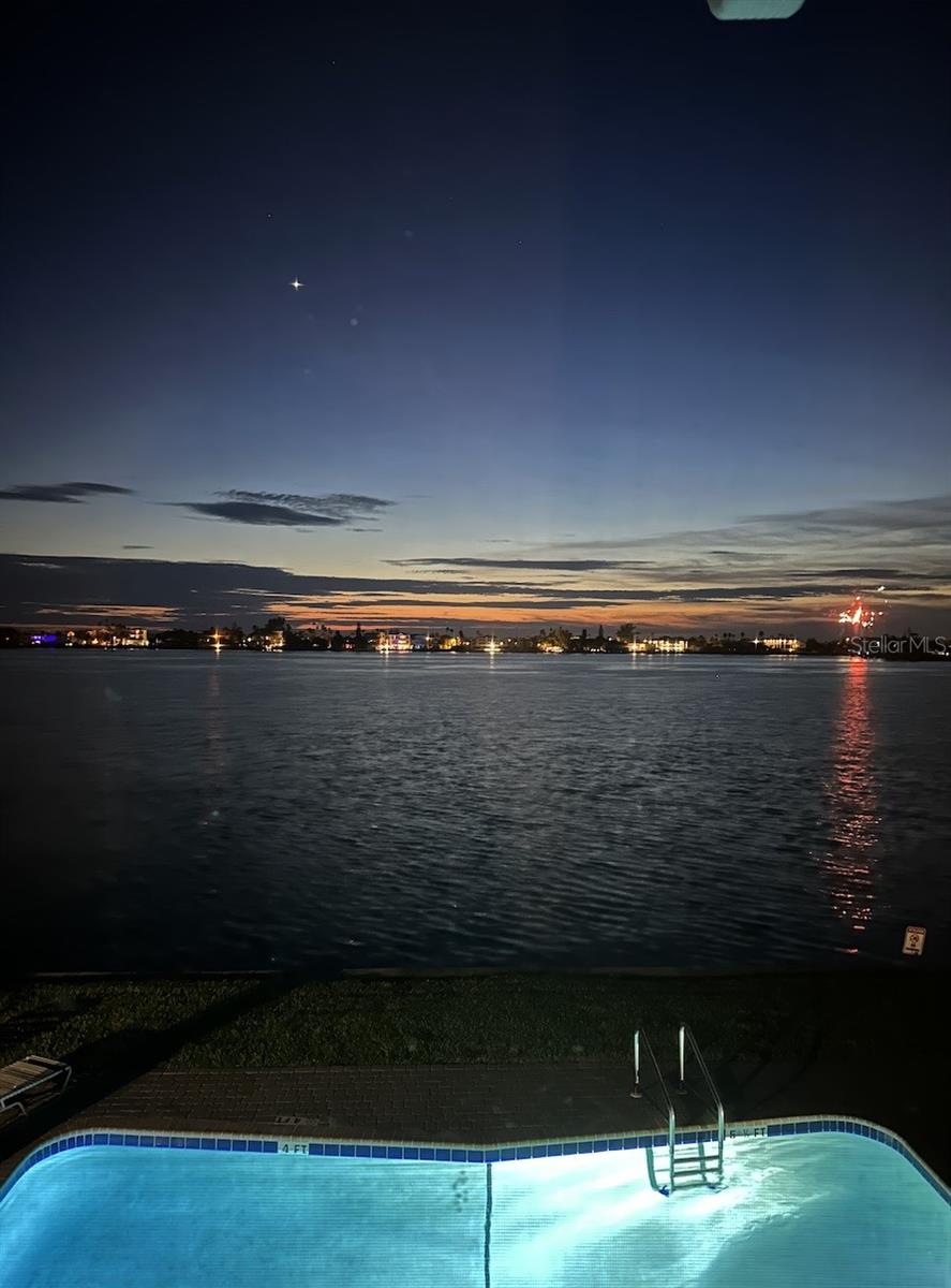 listing main picture