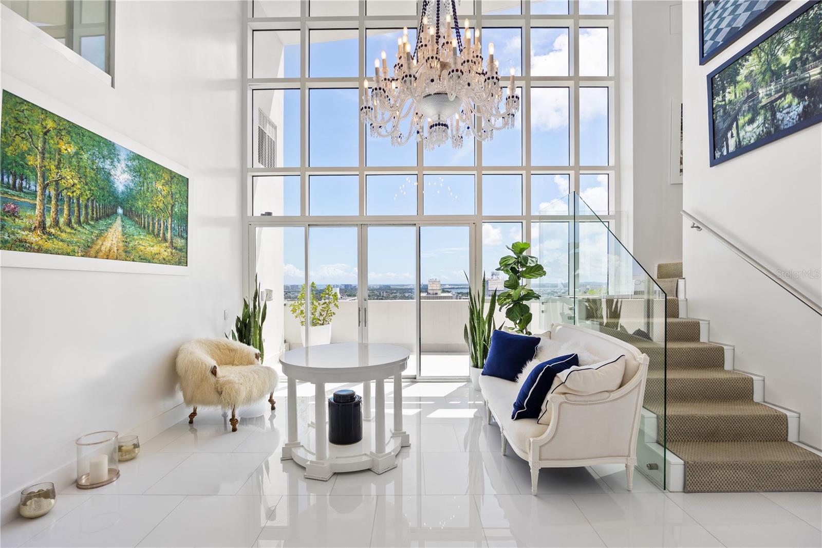 listing main picture