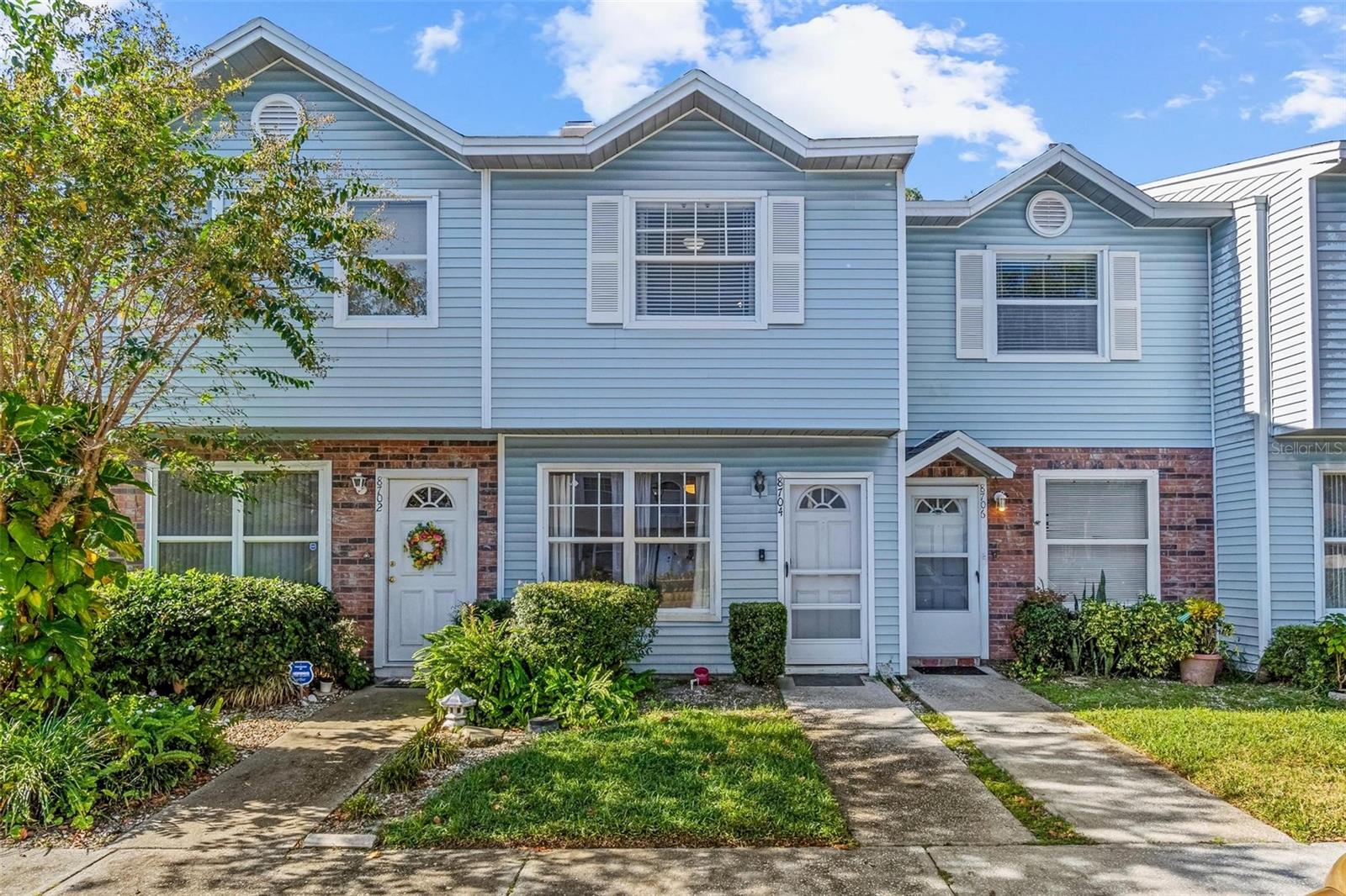 listing main picture