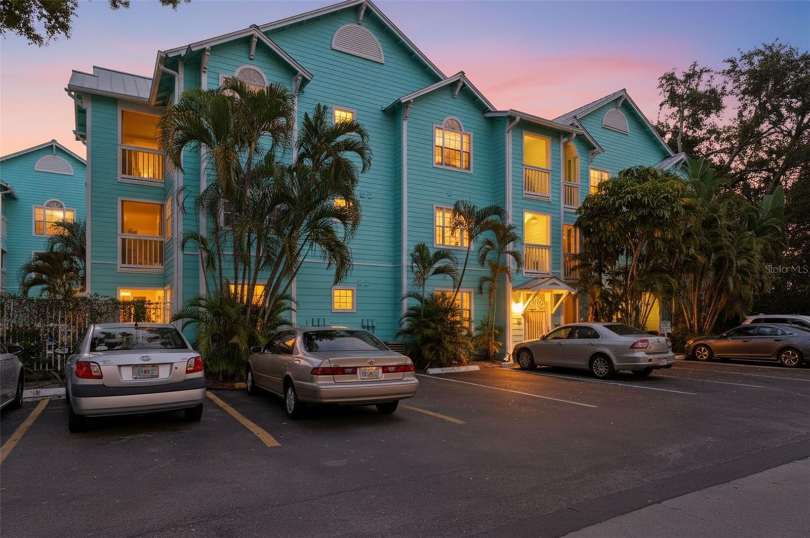 listing main picture