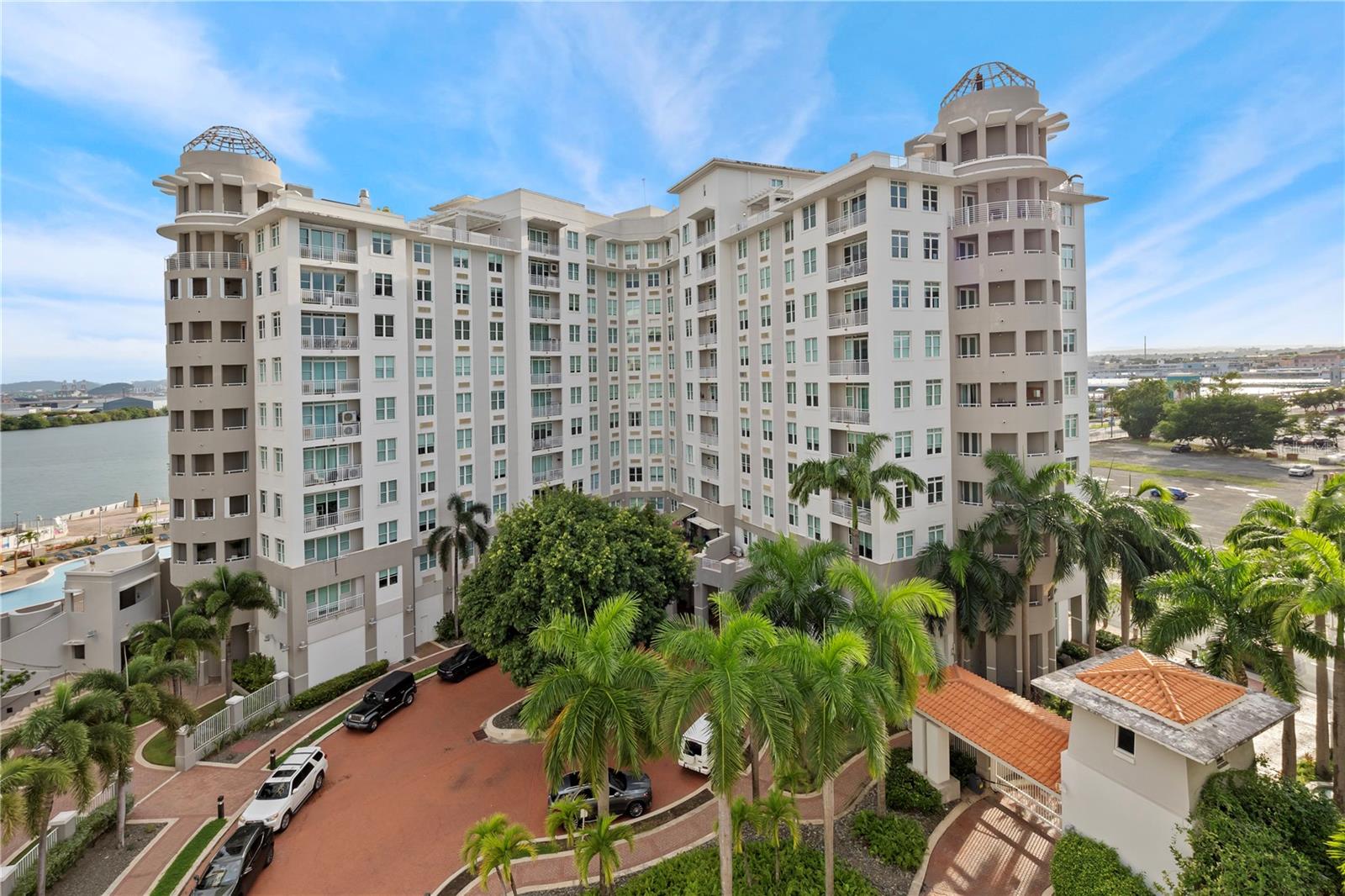 listing main picture