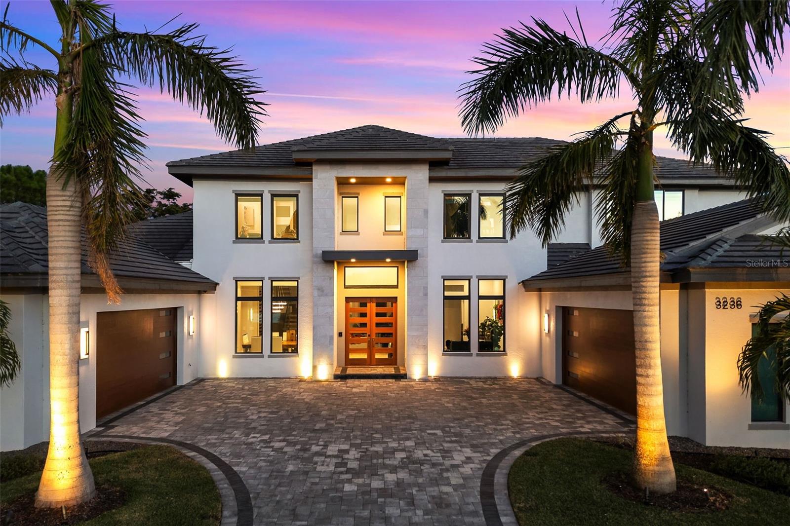 listing main picture