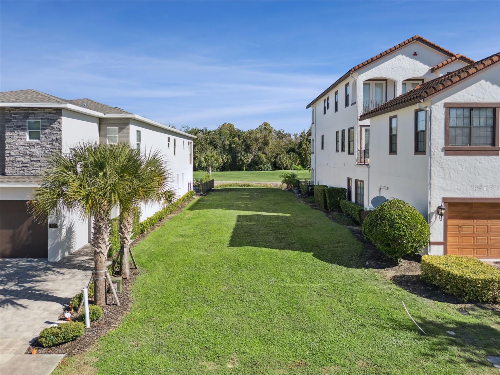 listing main picture