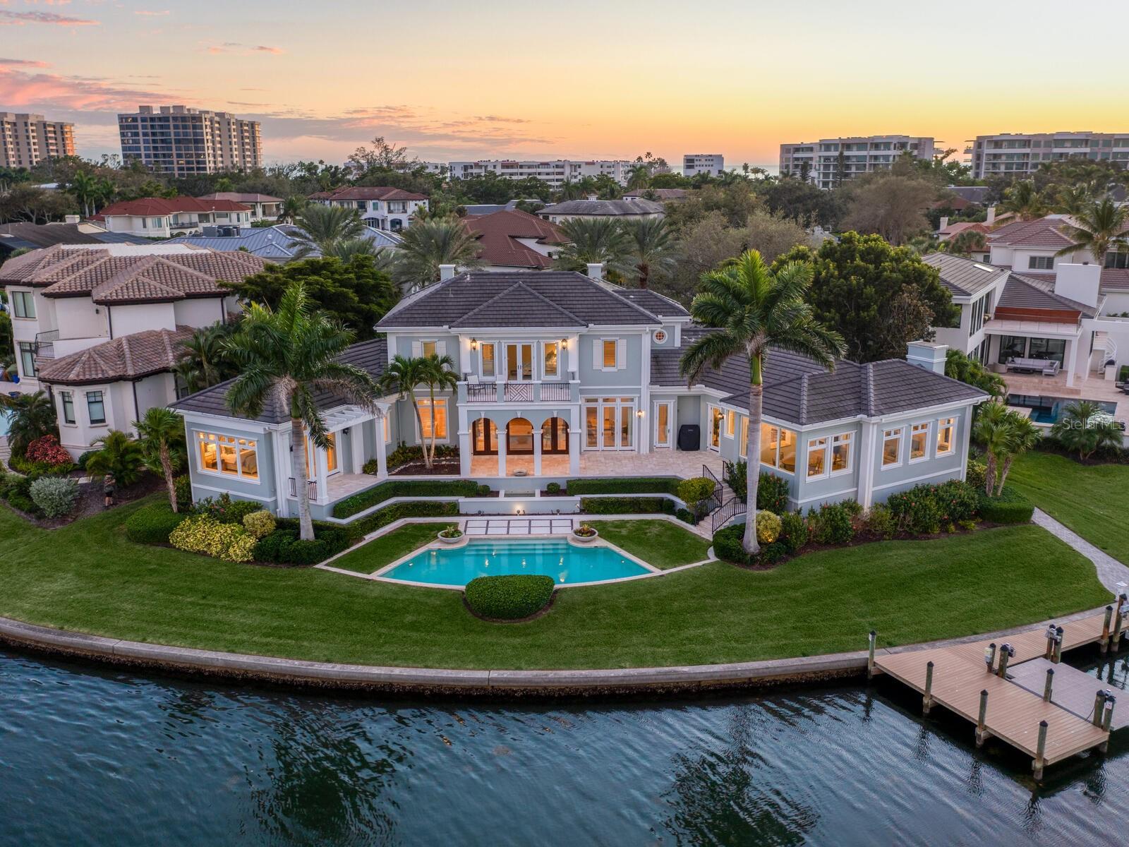 listing main picture