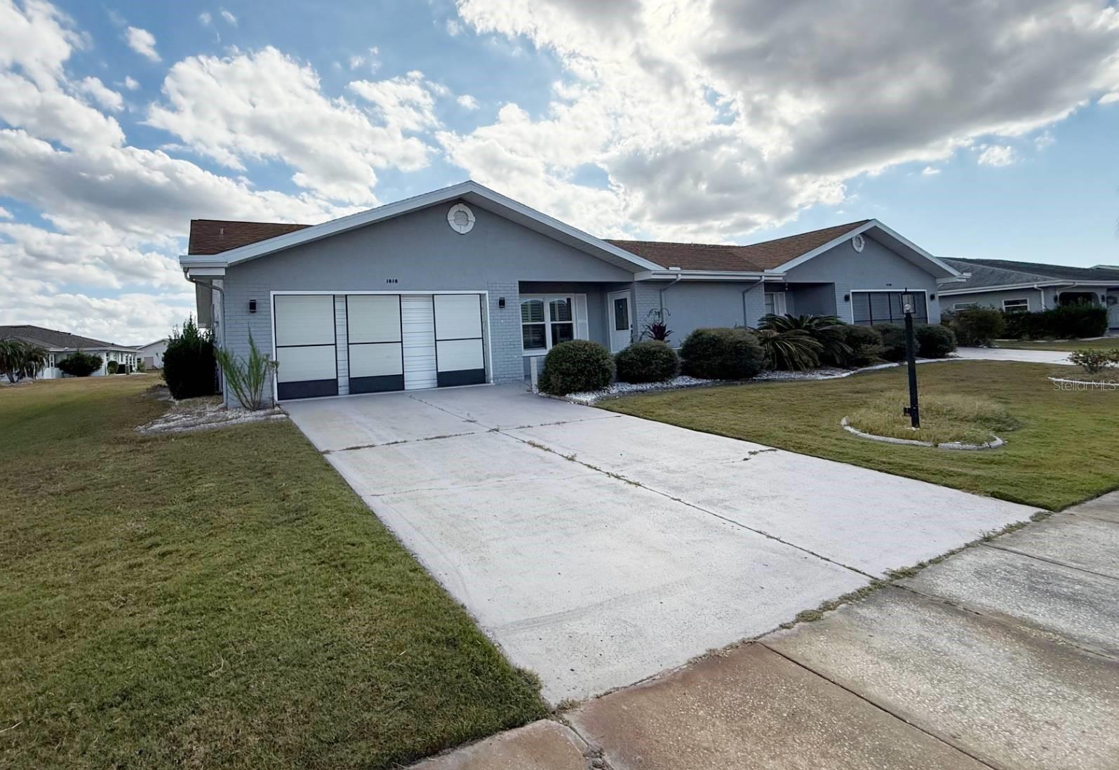 listing main picture