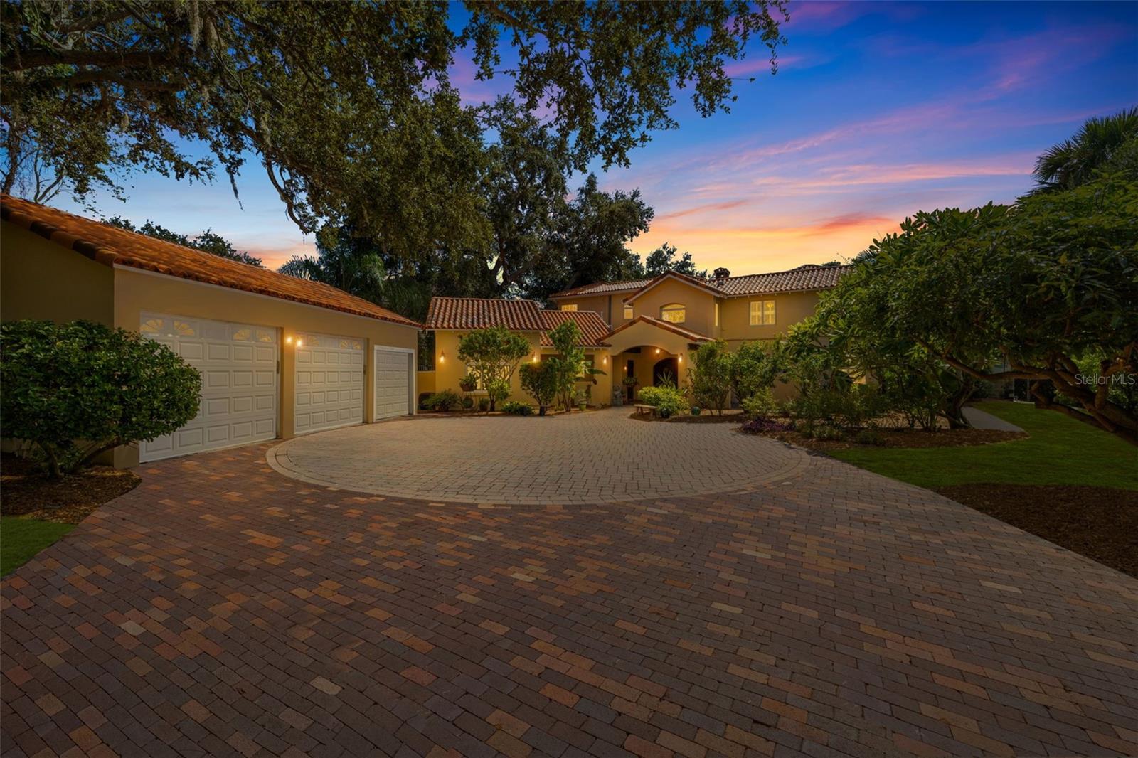 listing main picture