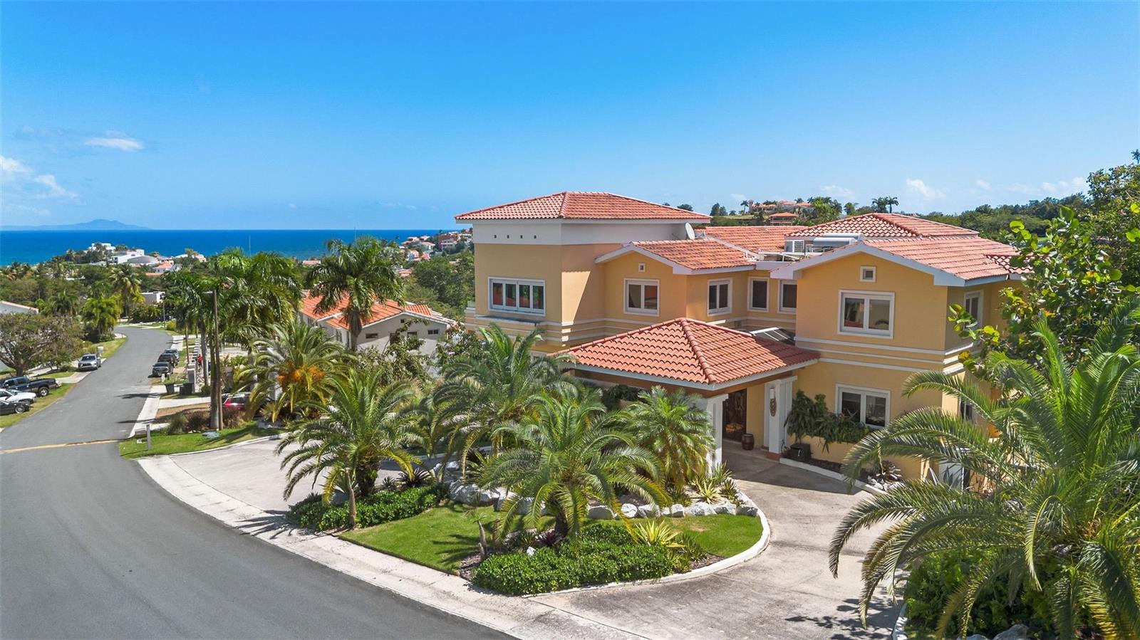 listing main picture