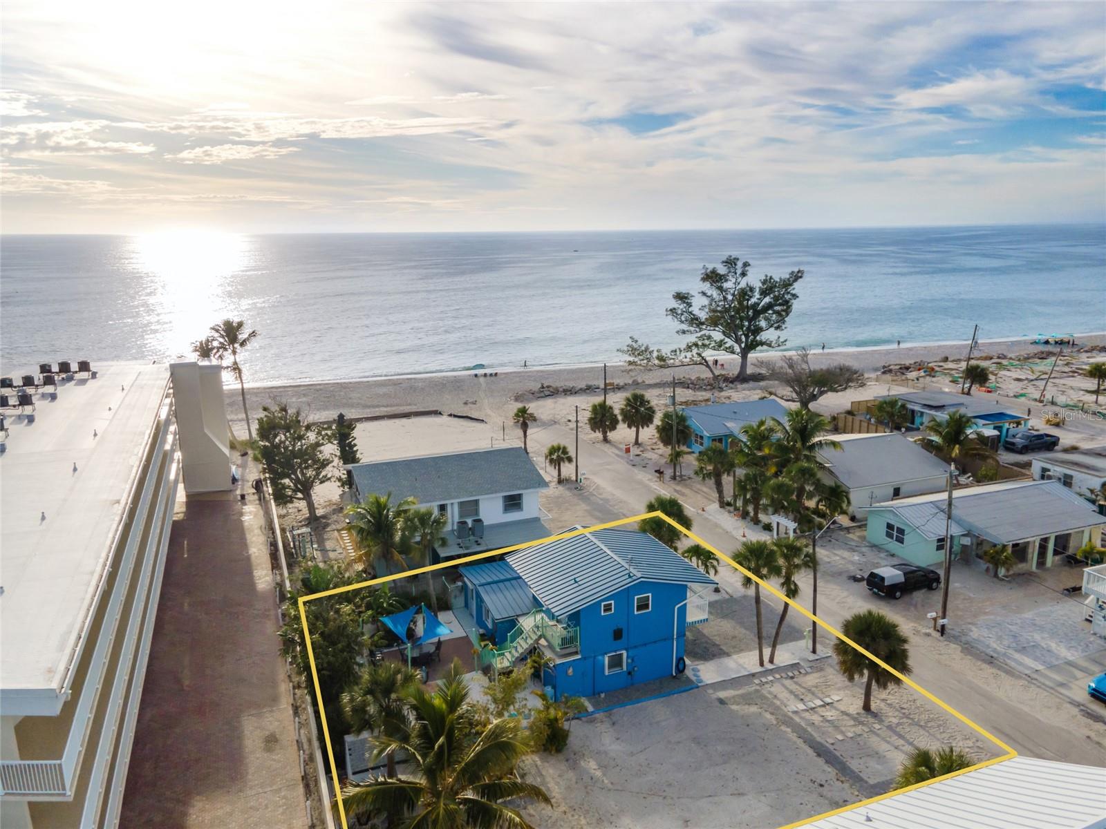 listing main picture