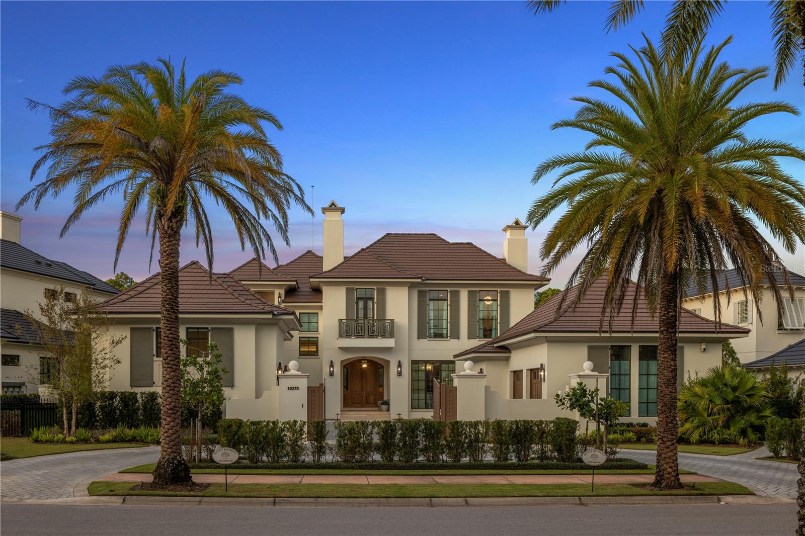 listing main picture