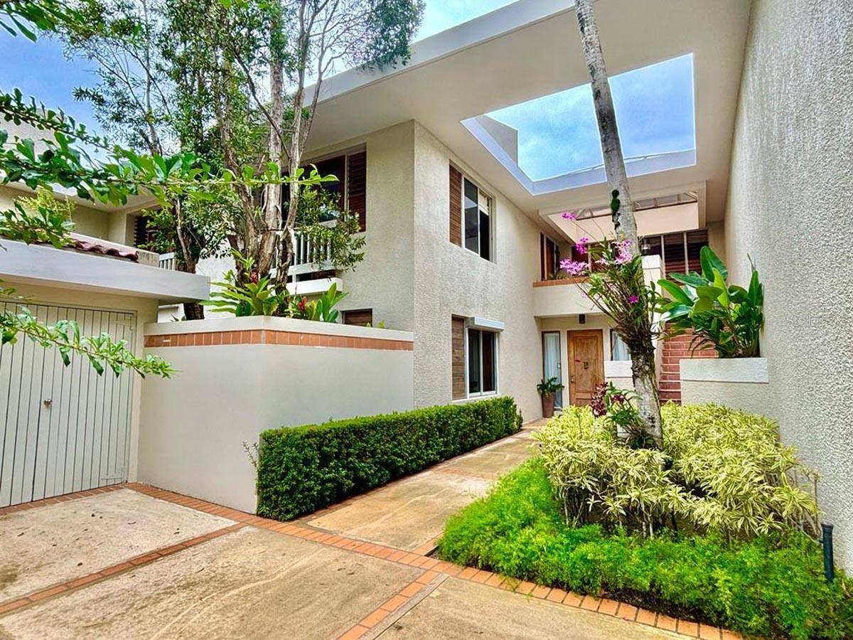 listing main picture