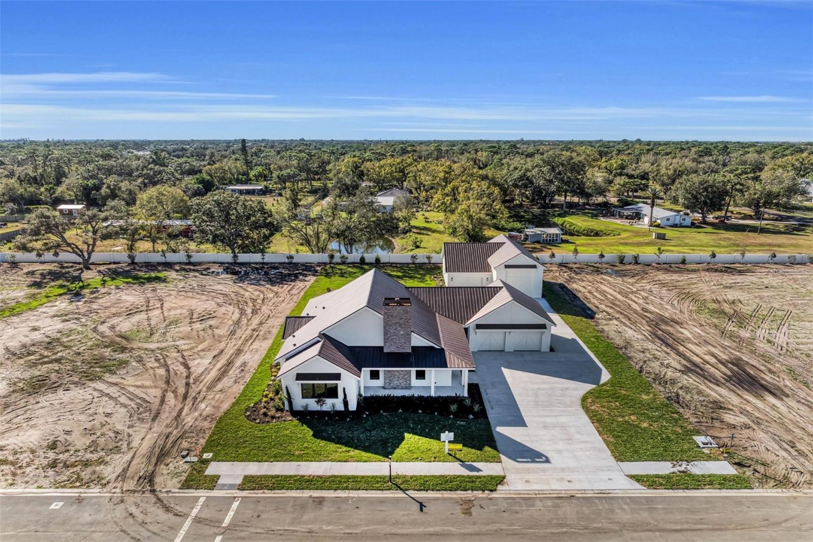 listing main picture