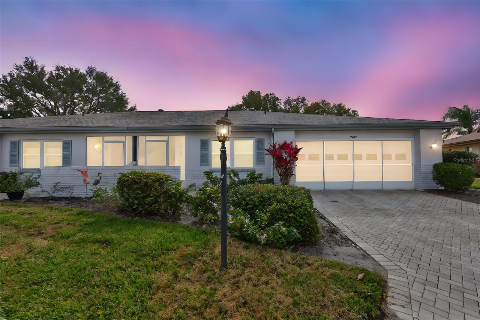 listing main picture