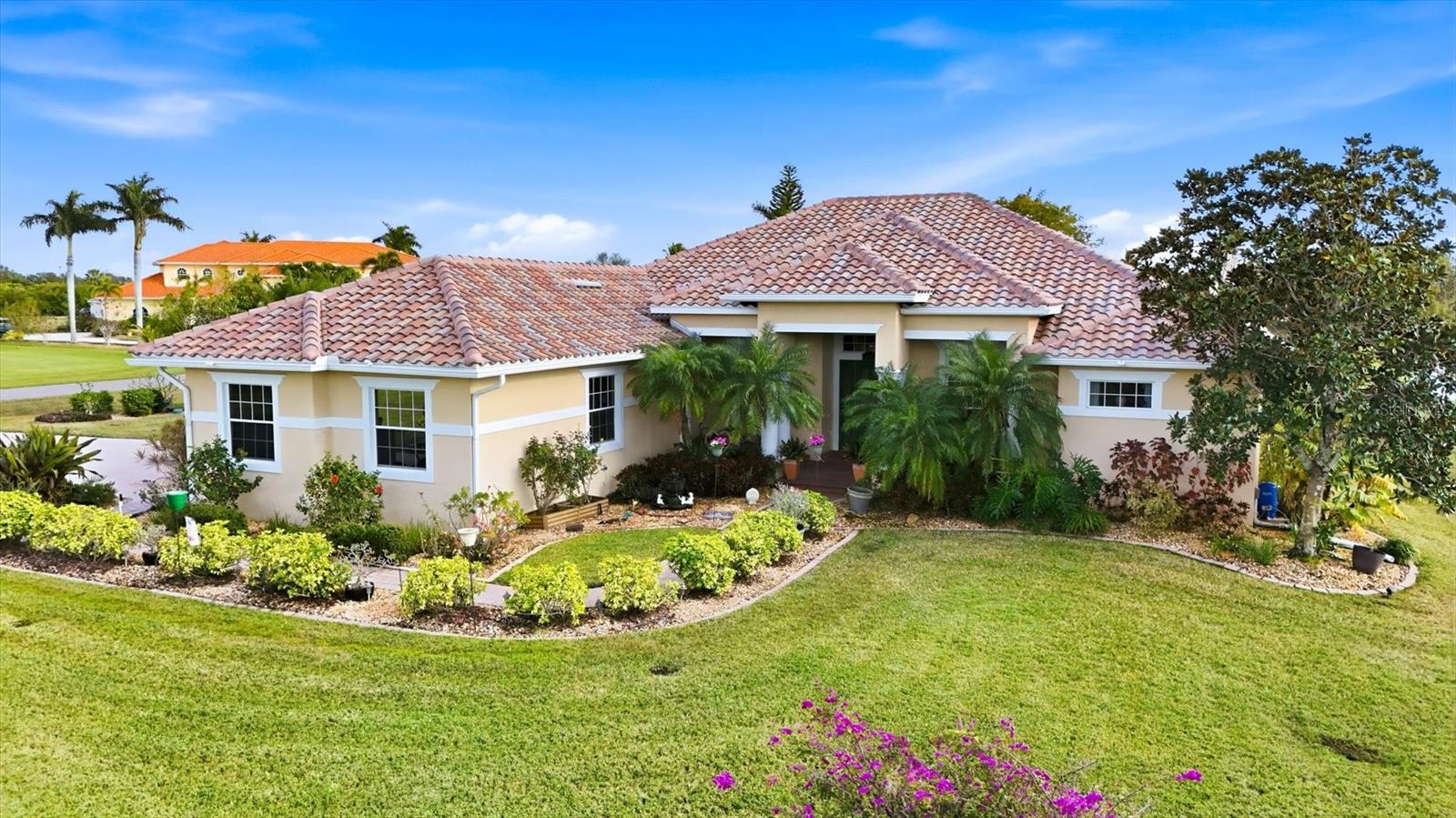 listing main picture