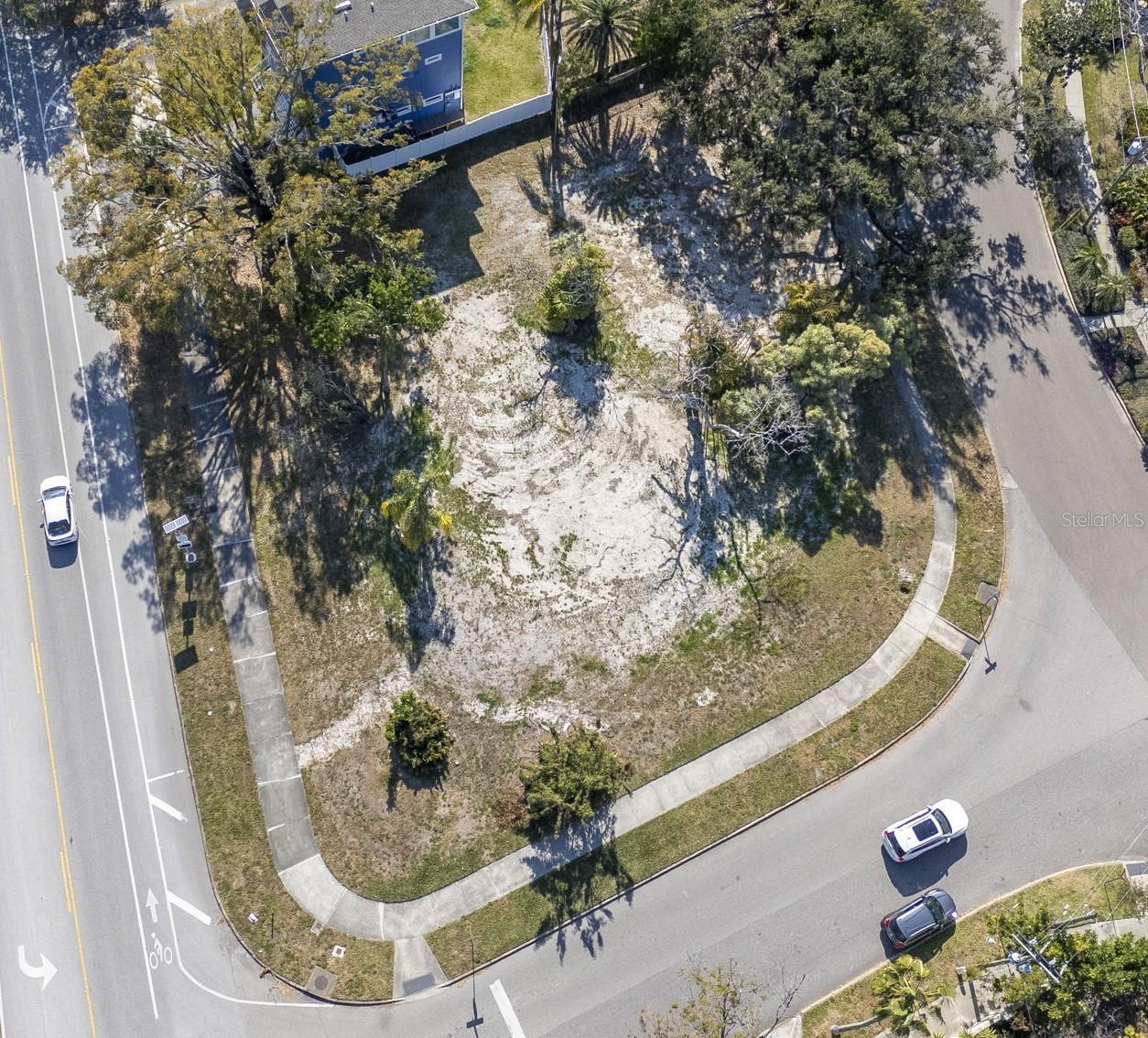 listing main picture