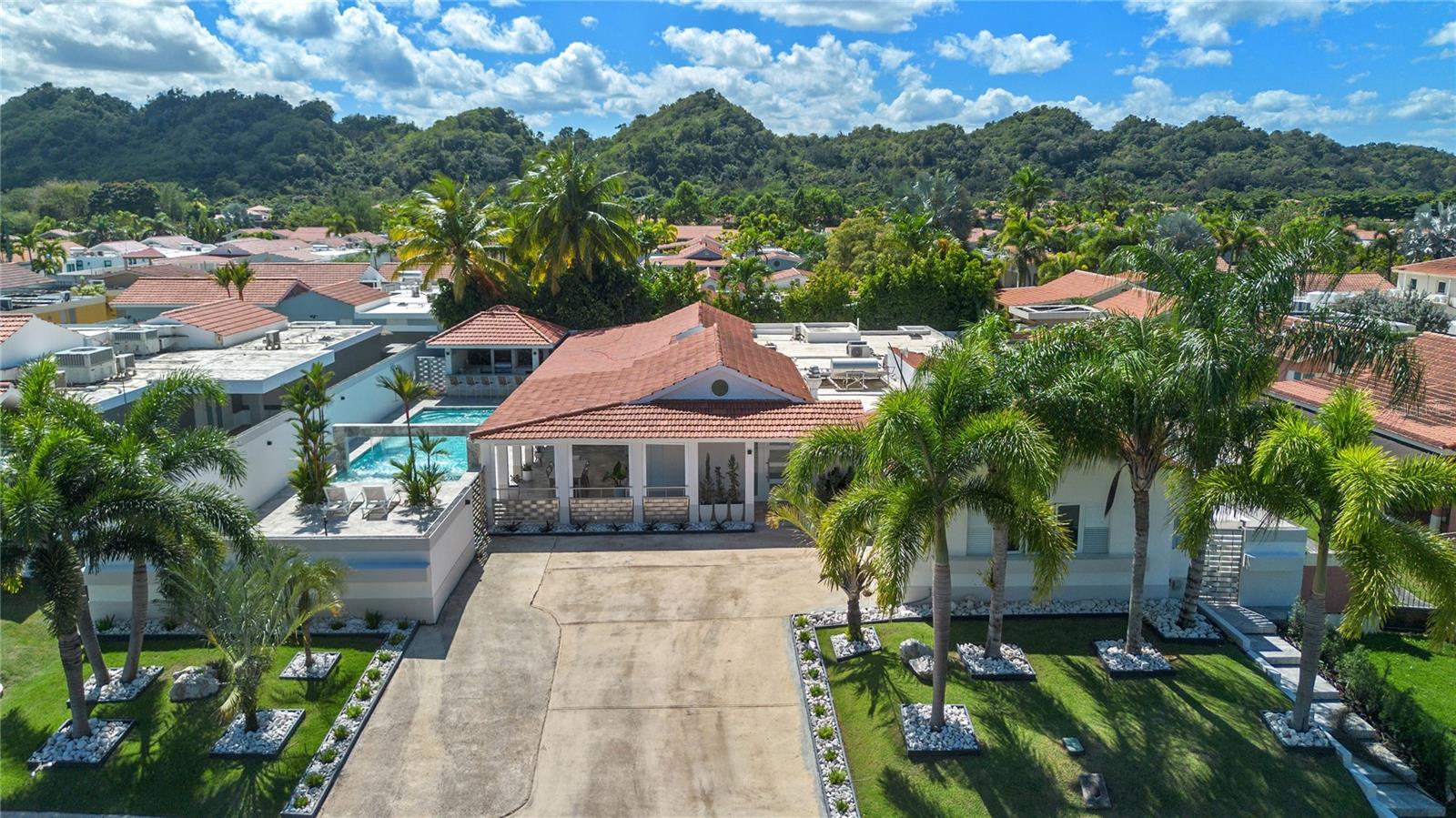 listing main picture