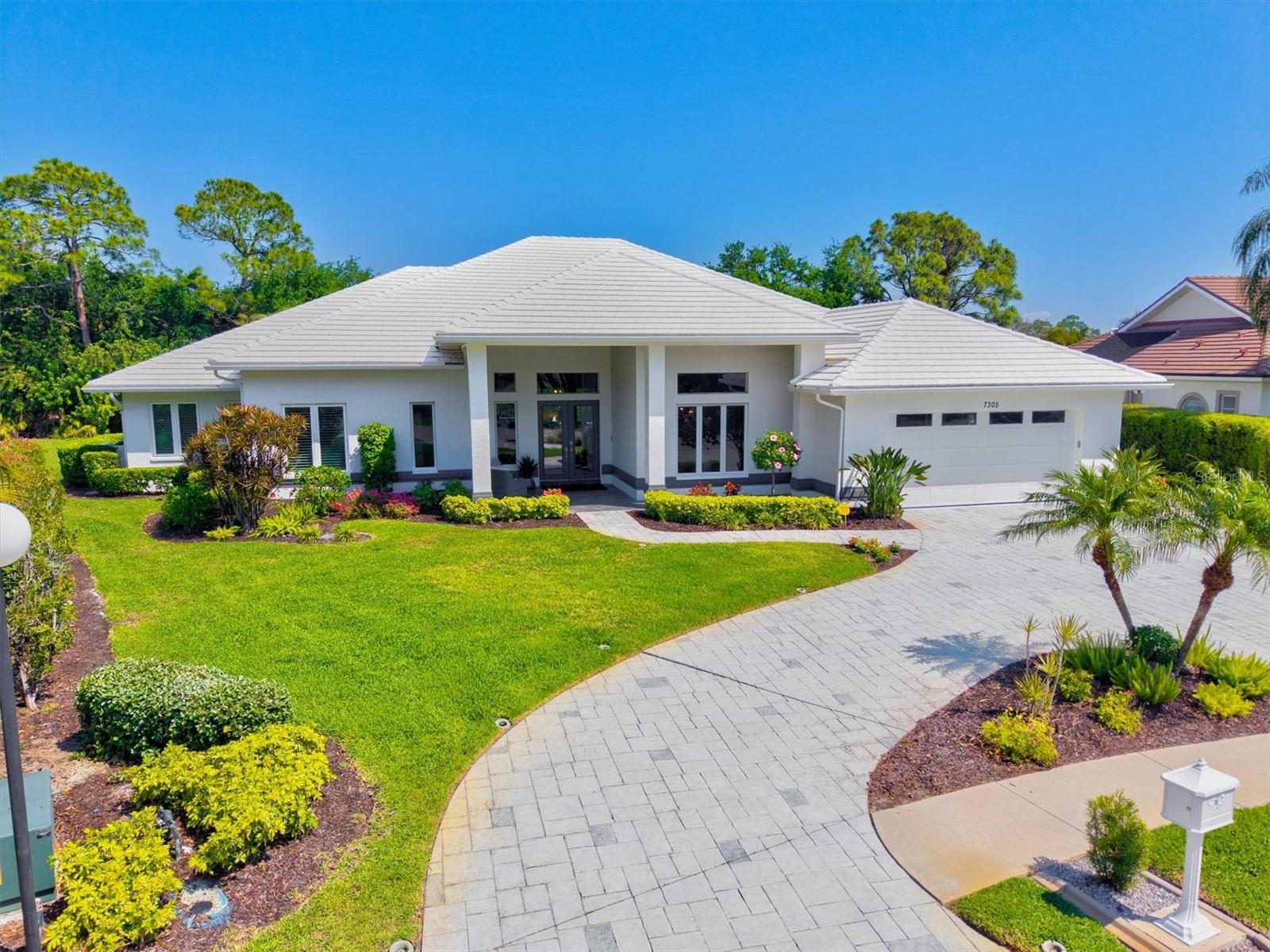 listing main picture