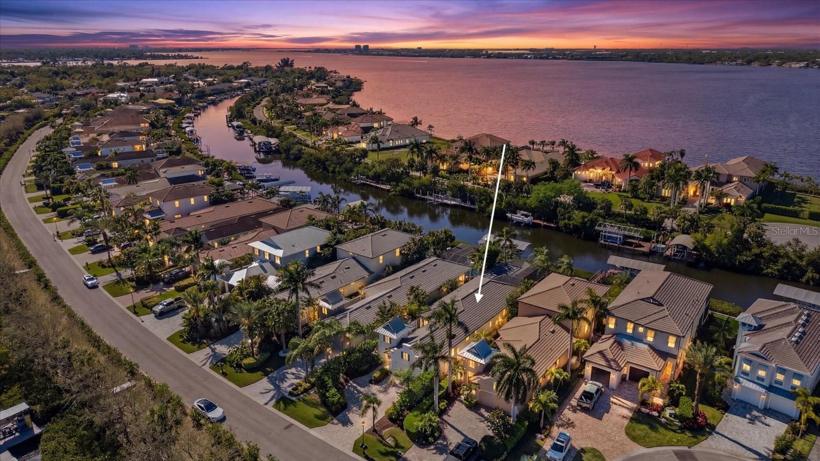 listing main picture