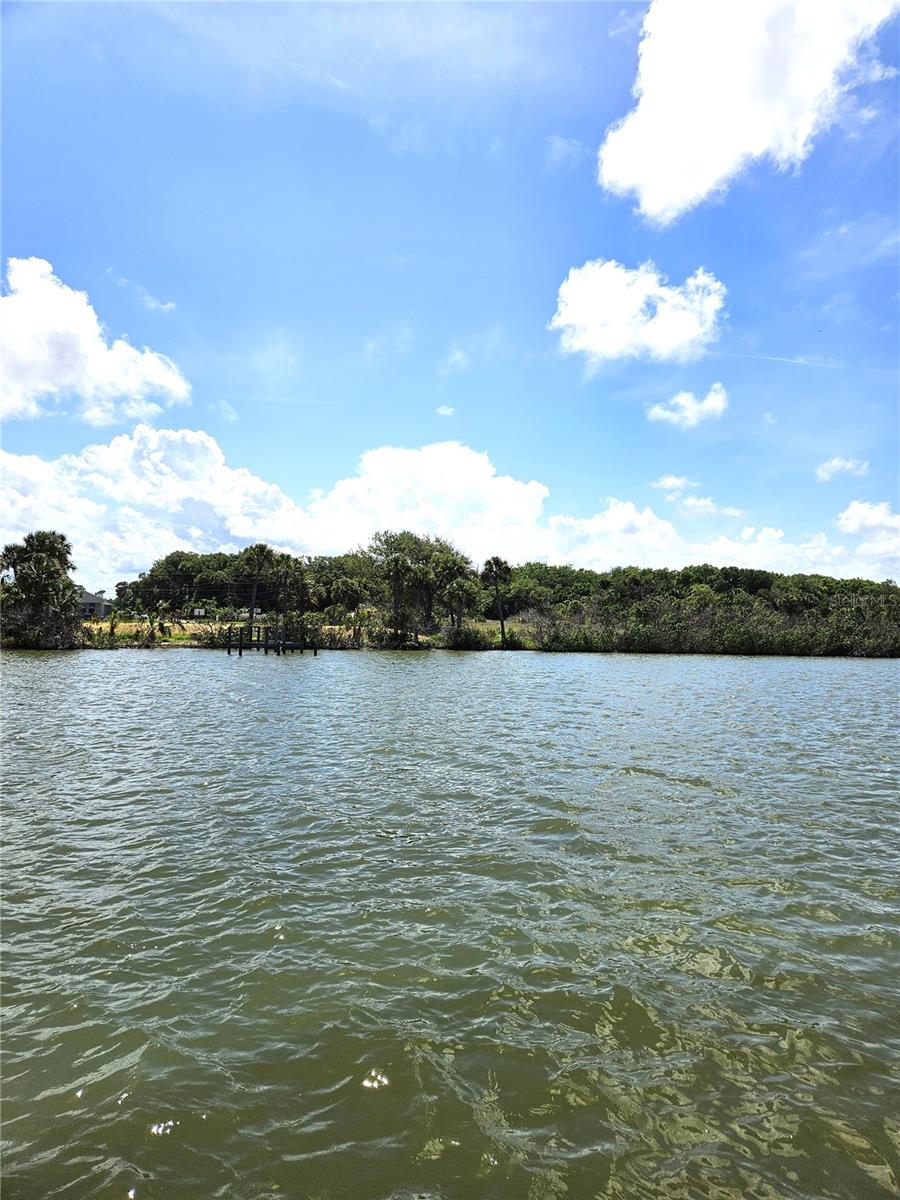 listing main picture