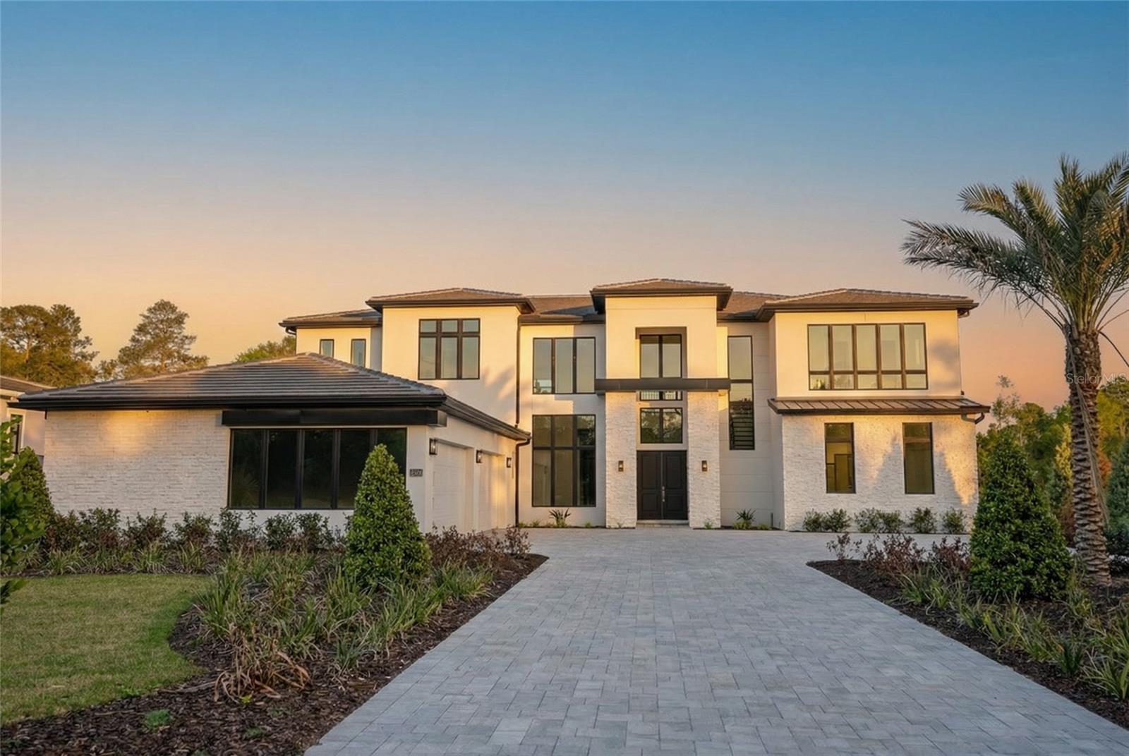 listing main picture