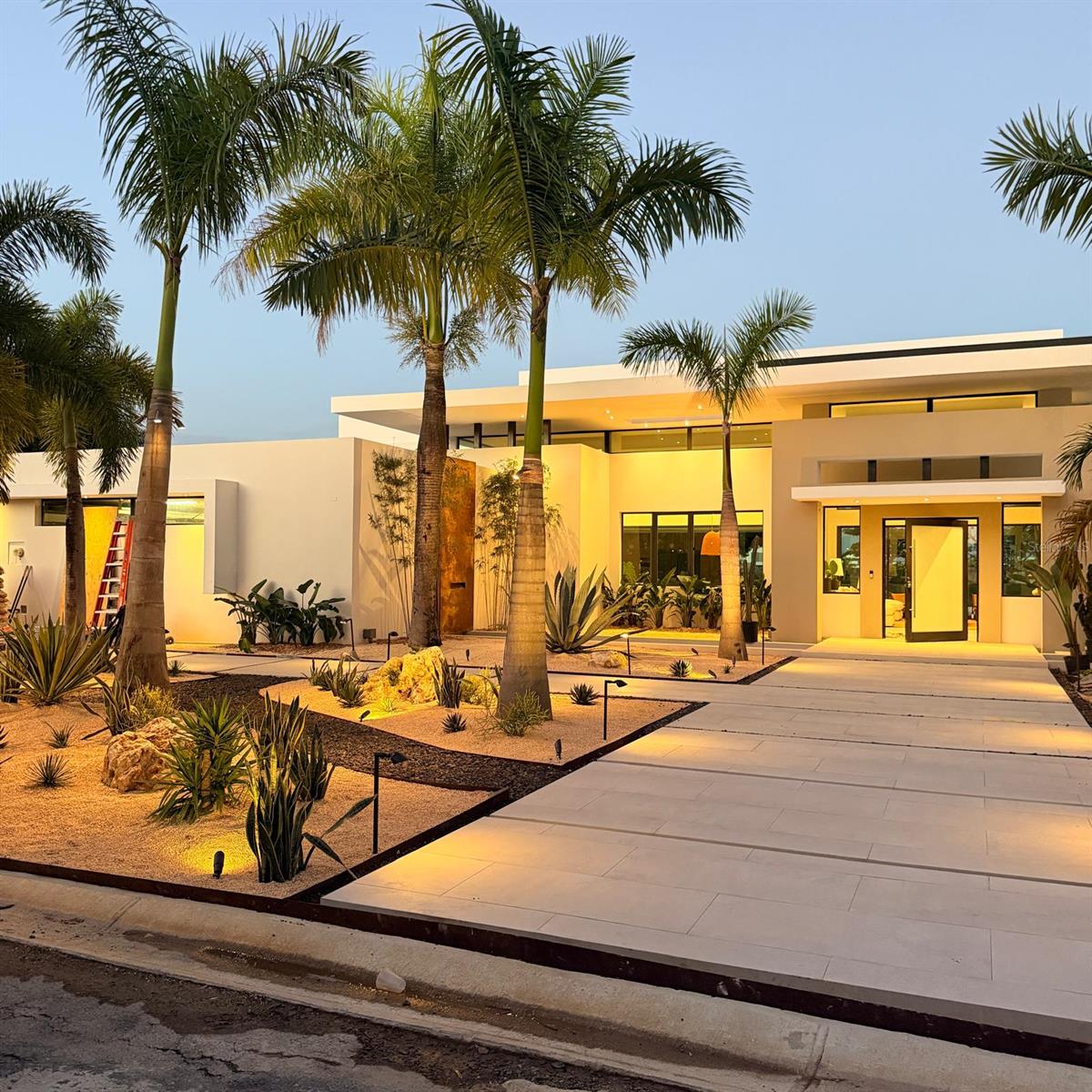 listing main picture